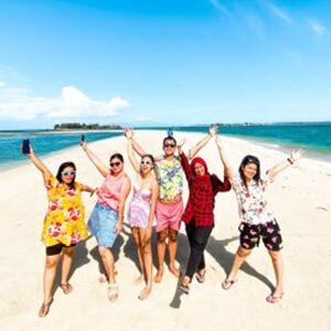 Explore Pink Beach Lombok (4)